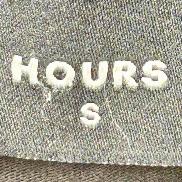 Hours Collection Graphic Crop Tee Size Small Streetwear Basics Quiet Luxury - Picture 5 of 5